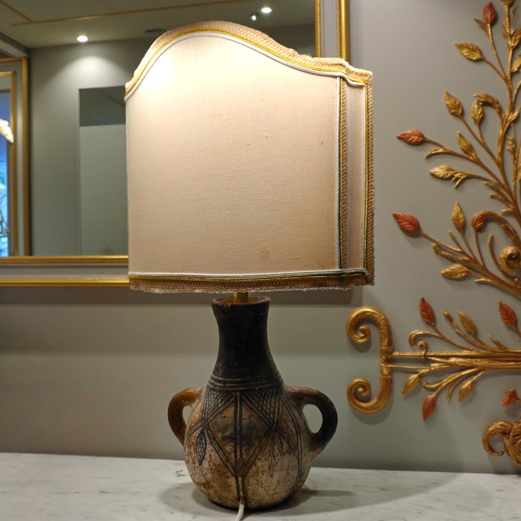 Lampada fatta da un vaso berbero/kabile. - Terracotta - Algeria - fine XIX - inizio XX secolo #1.0