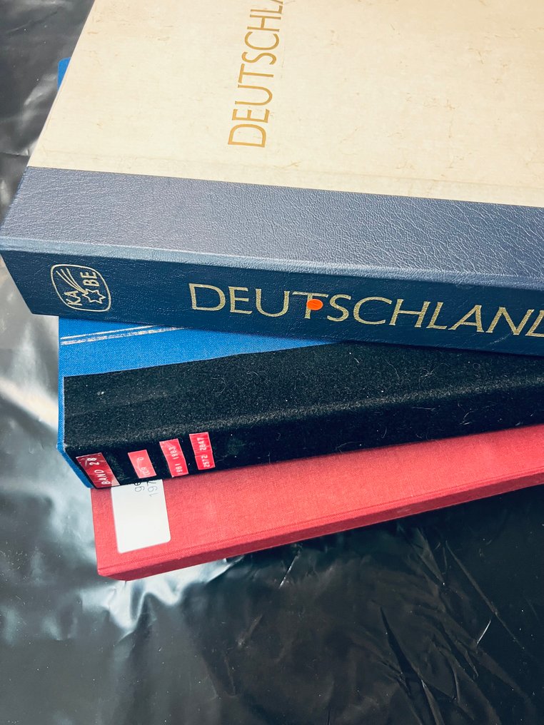 Niemiecka Republika Demokratyczna - Kolekcje Varia DDR w 3 albumach #1.0