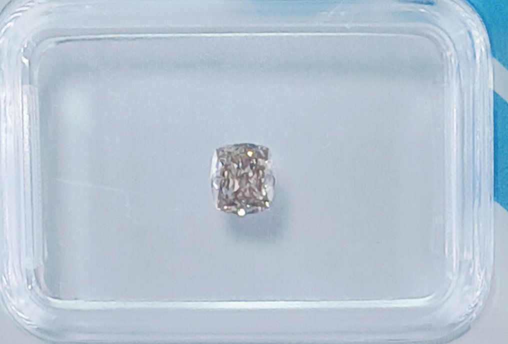 没有保留价 - 1 pcs 钻石  (天然色彩的)  - 0.34 ct - 枕形 - Fancy 稍带桃红色的 棕色 - SI1 微内含一级 - 国际宝石研究院（IGI） #1.0