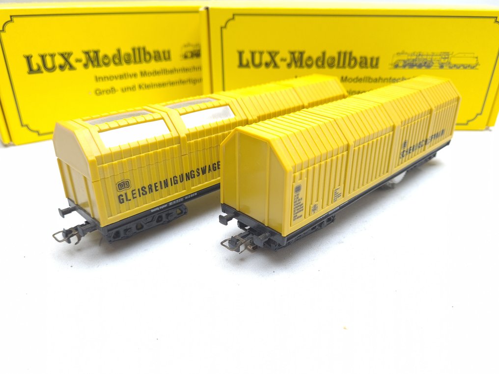 LUX-Modellbau H0 - 8830/9130 - Modell tågvagn (2) - Järnvägsdammsugare och järnvägsslipvagn - DB #1.0