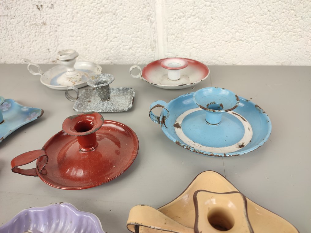 Candlestick (9) - Enamel - Collection of enamel badges #3.2