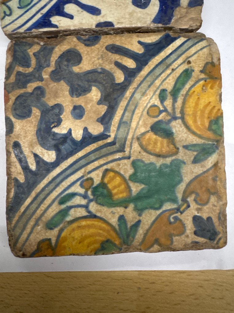 Tile (2) - Delft, Plateelbakkerij - 1600-1650 #1.0