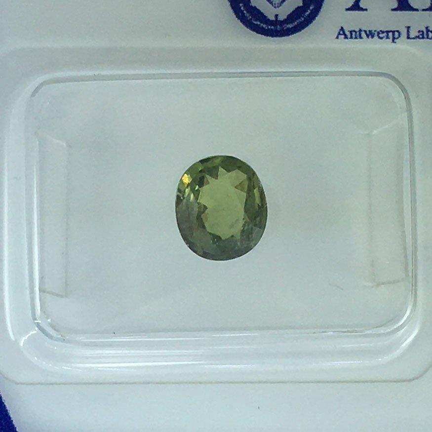 Bez ceny minimalnej
- 1 pcs Zielony Szafir - 0.83 ct - Antwerp Laboratory for Gemstone Testing (ALGT) - Natural Sapphire #3.2