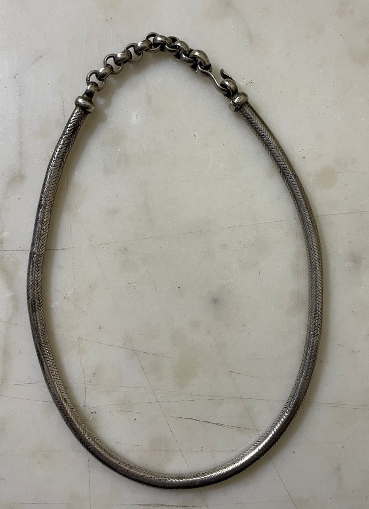 Ancienne chaîne girocollo en argent indien - Longueur étendue 40,5 cm - 63,48 g - Inde - XIX #1.0