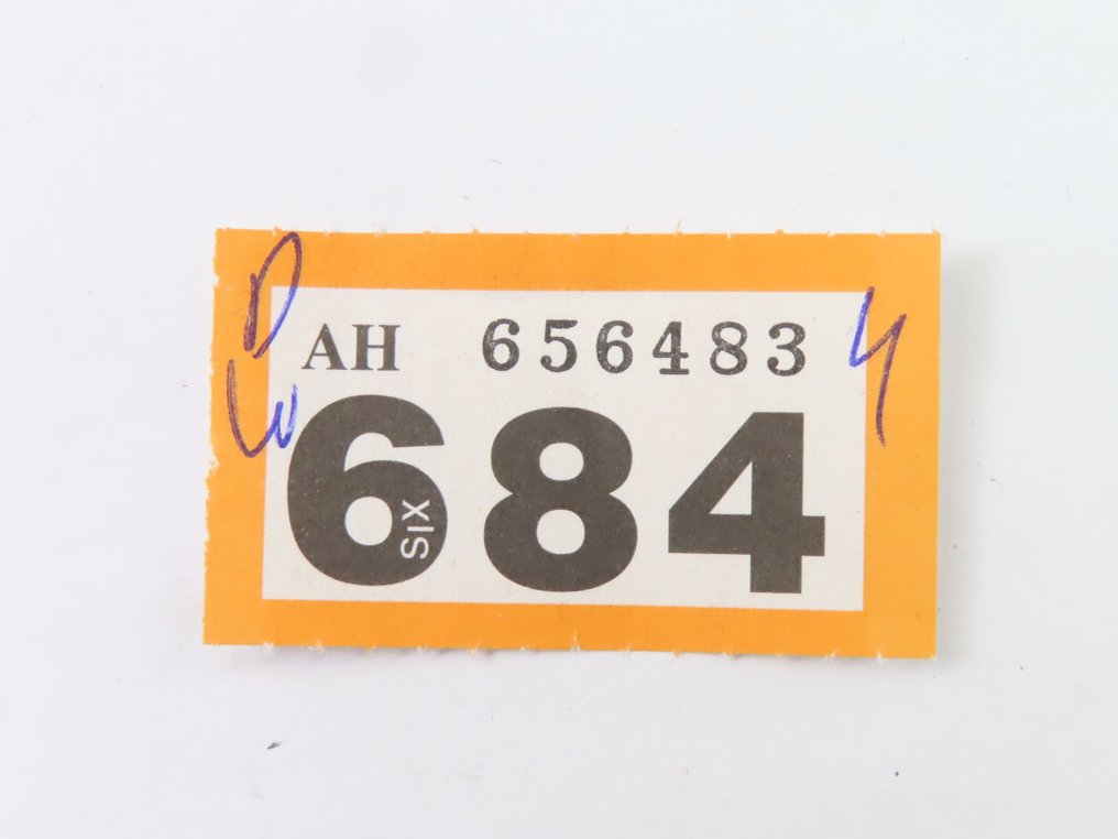 Märklin H0 - 48281.009 - Vagón de tren de mercancías a escala (3) - 3x vagón de mercancías cerrado de 2 ejes con impresión 'Leeuw Bier'. - NS #1.0