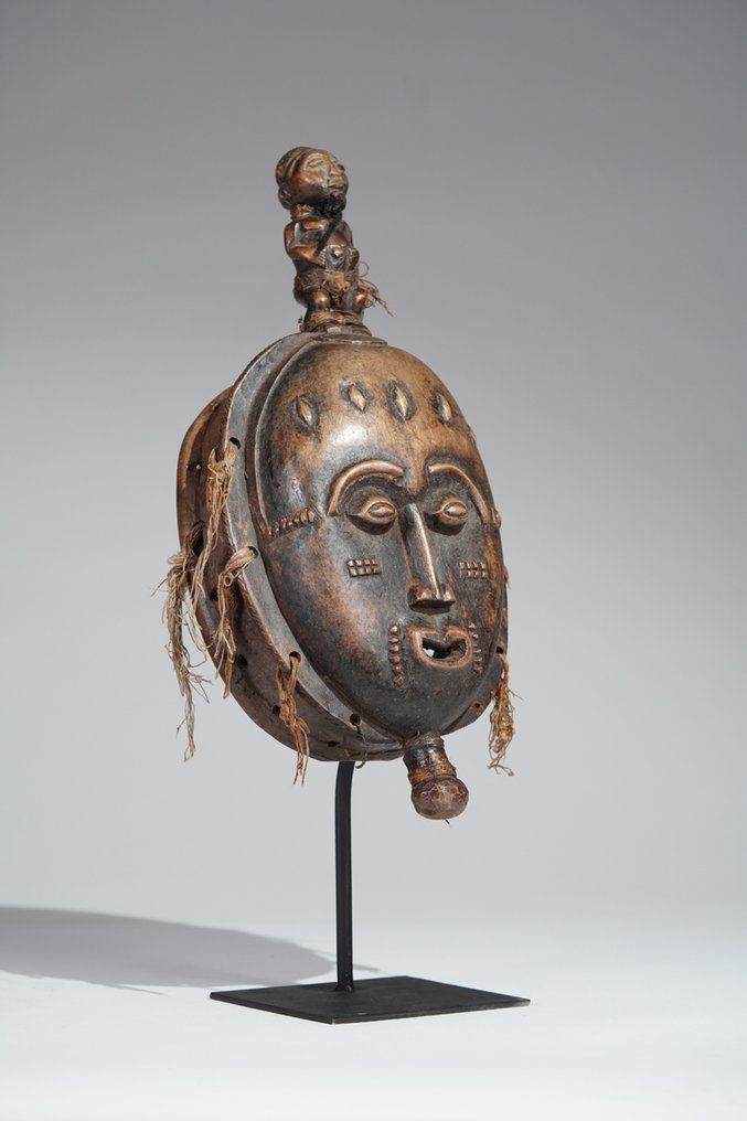 Egy fából készült maszk - Baulé - Elefántcsontpart (Nincs minimálár) #4.3