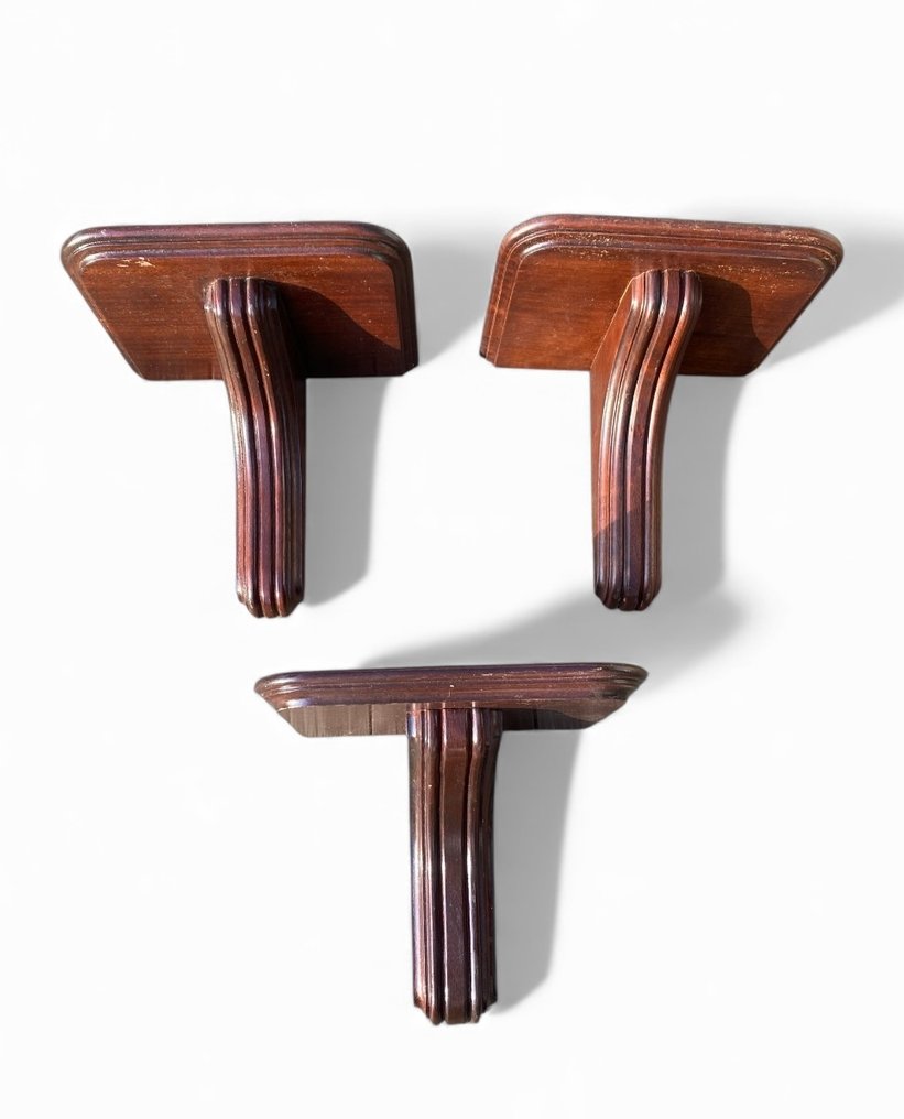 Consola (3) - Madeira #1.0