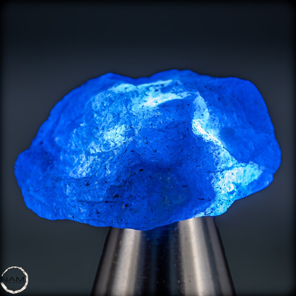 Tansanito natural, raramente claro. – destaque de cristal bruto azul intenso com brilho excepcional - 33,95 ct- 6.79 g #3.2