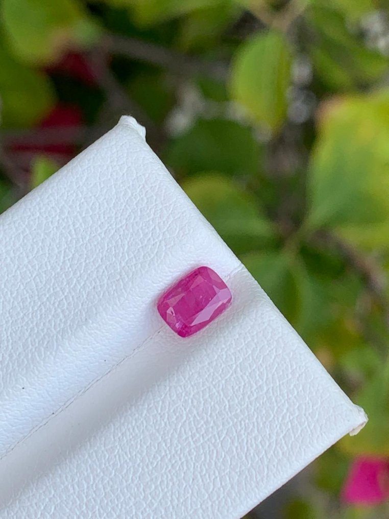 χωρίς τιμή ασφαλείας Κόκκινο Ρουμπίνι  - 1.00 ct - Διεθνής Ένωση Έγχρωμων Πολύτιμων Λίθων (ICA GemLab) - Φυσικό Ρουμπί #1.0