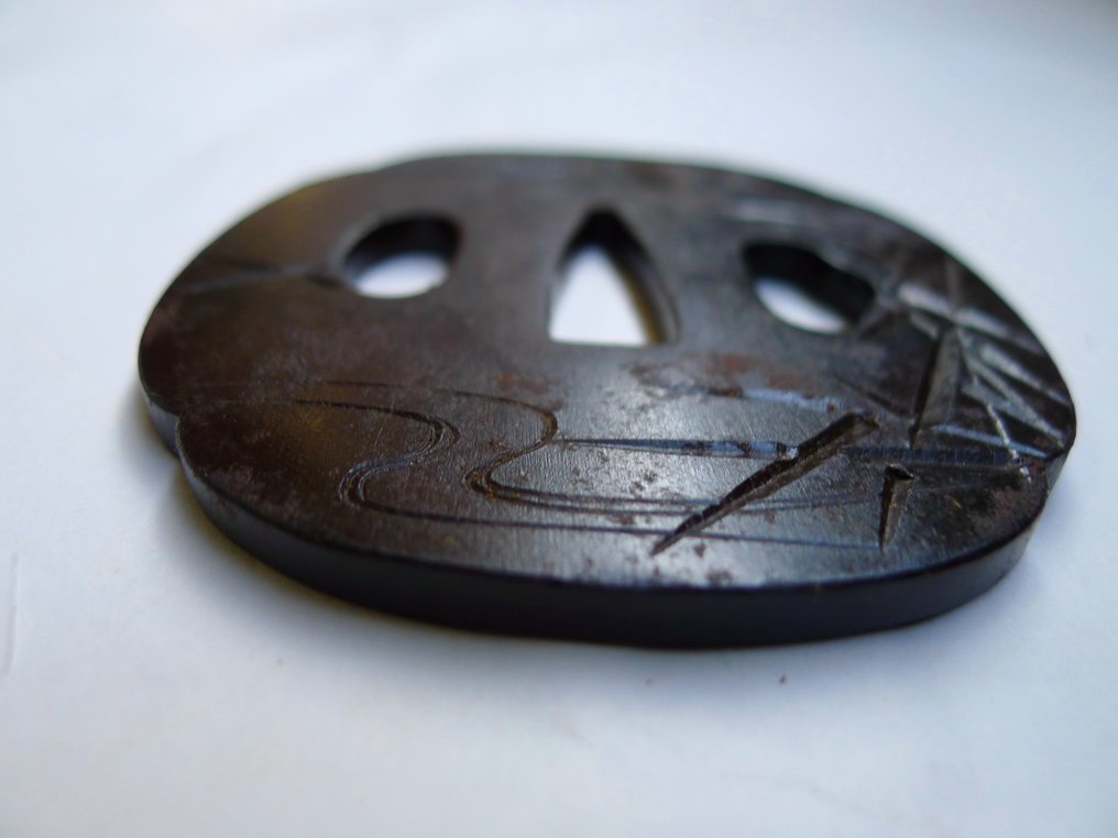 Beautiful 光 (Hikari)flower leaf plant motif tsuba - 20th century #4.3