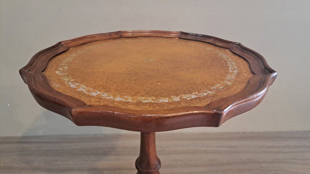 Sidobord - Mahognyträ #3.2