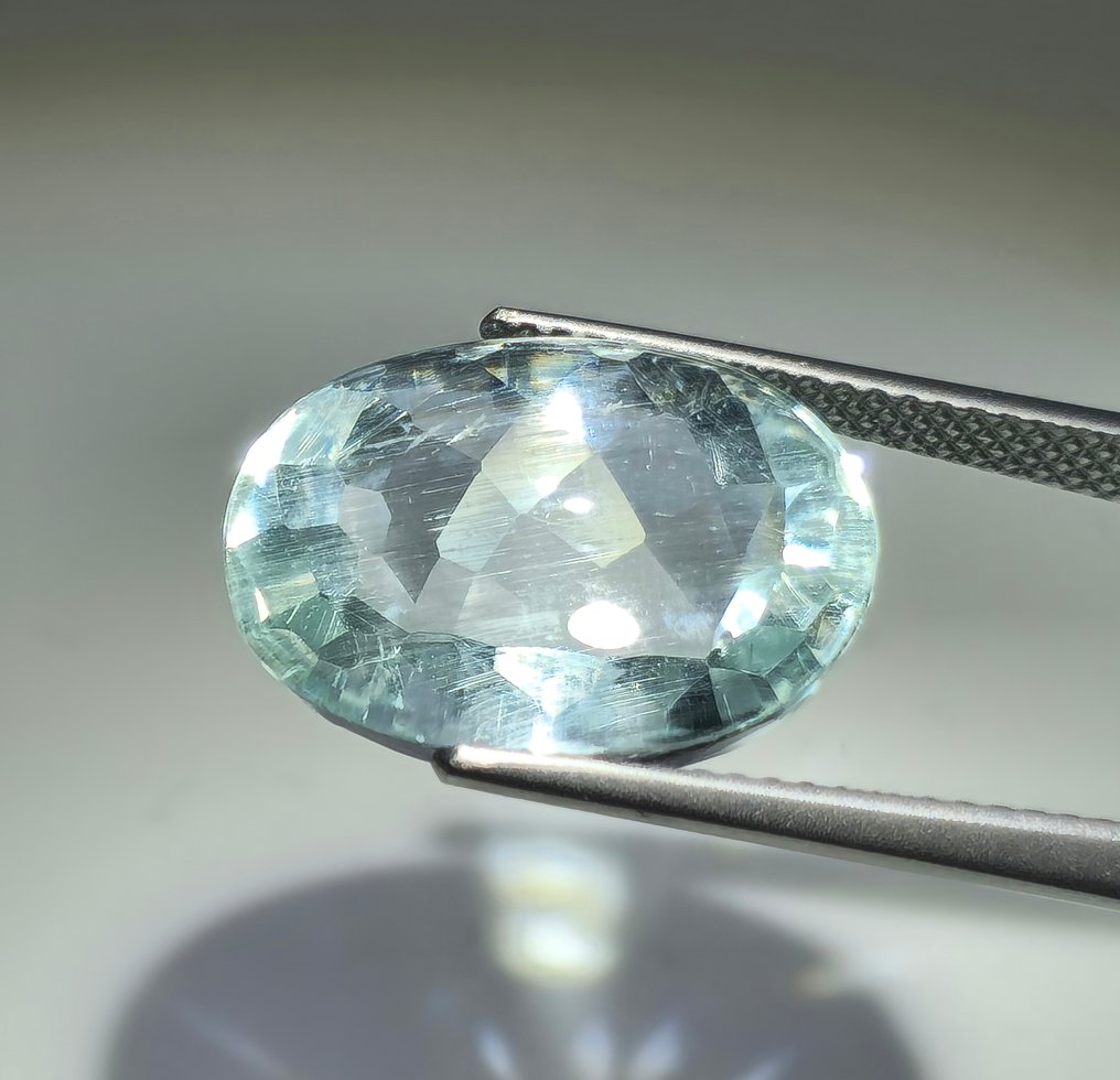 没有保留价 - 1 pcs  绿色 绿柱石  - 11.27 ct - 国际宝石研究院（IGI） #1.0