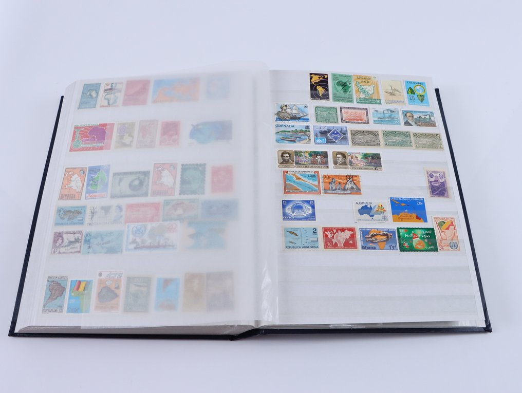 世界  - 主题地图未使用收藏，存放于邮票册中 #4.3