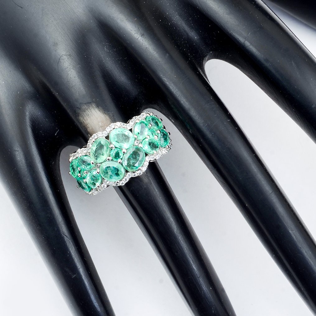 Zonder minimumprijs - Ring - 14 karaat Geel goud - 2.82ct. tw. Smaragd - Saffier #1.0