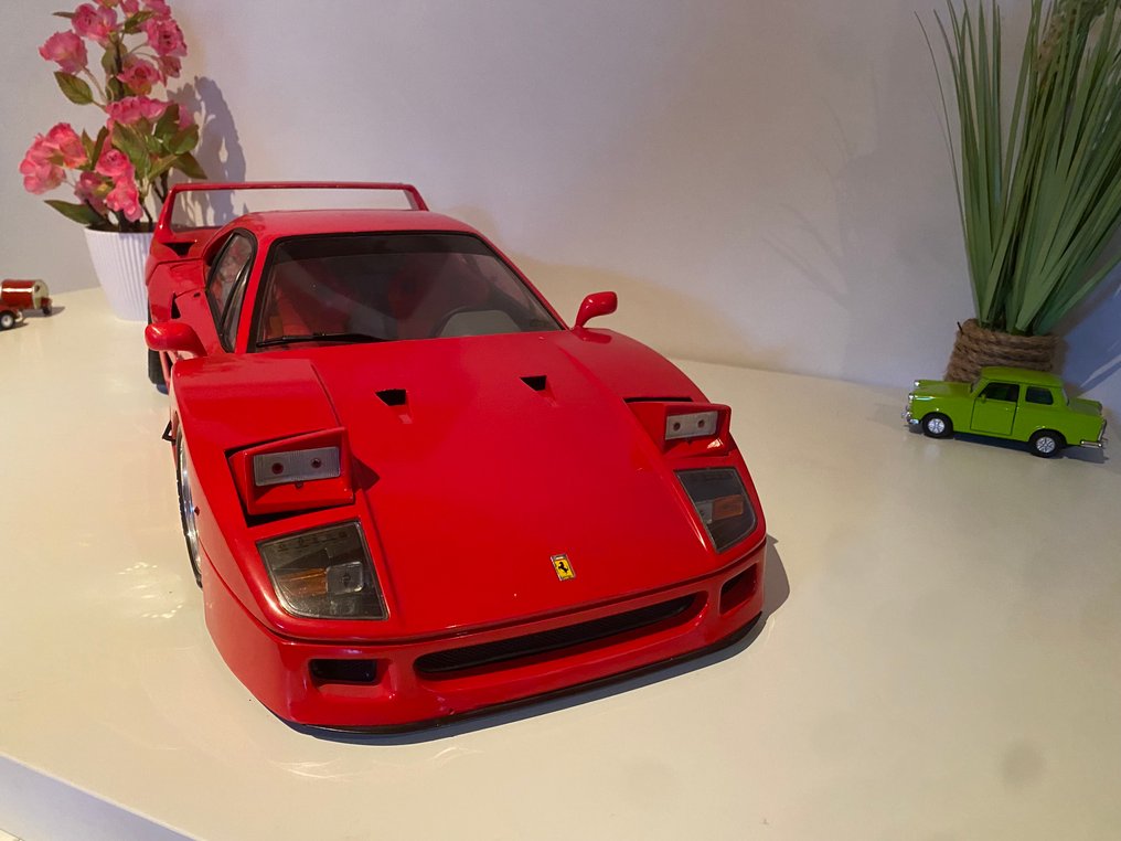 Pocher 1:8 - Αυτοκίνητο μοντελισμού - Ferrari F40 #2.1