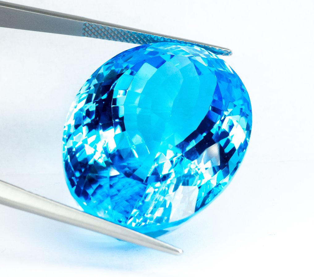 χωρίς τιμή ασφαλείας Τοπάζιο  - 84.09 ct - Gem Report Antwerp (GRA) - Έντονο 'Swiss' Μπλε #2.1