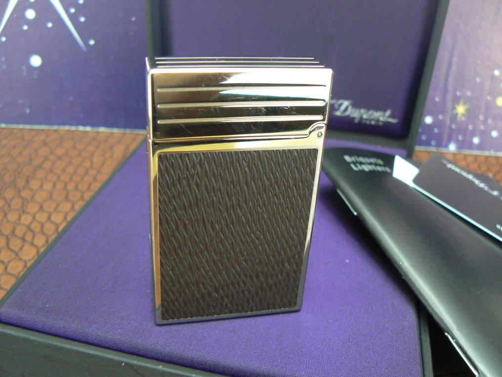 S.T. Dupont - Line 2 - Taschenfeuerzeug - Plaqué Palladium & Leder #3.2
