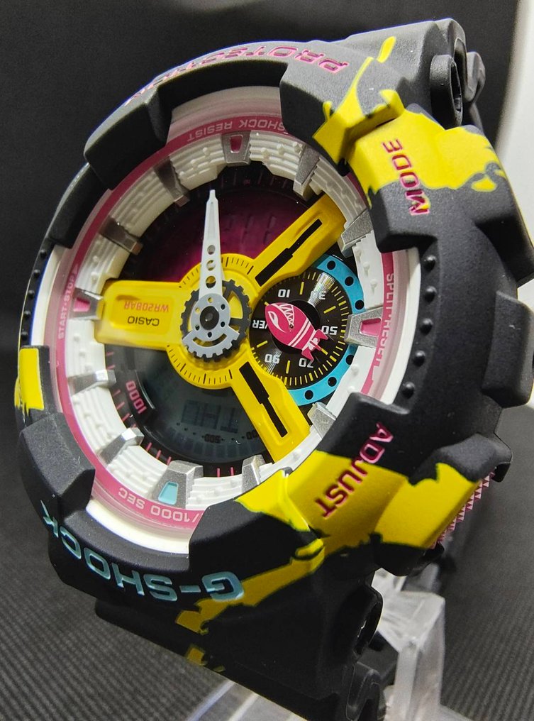 Casio - LEAGUE OF LEGENDS Collaboration Model - A watch collaboration with LEAGUE OF LEGENDS featuring bold illustrations by Casio - Gadżety do gier wideo - W oryginalnym pudełku #1.0