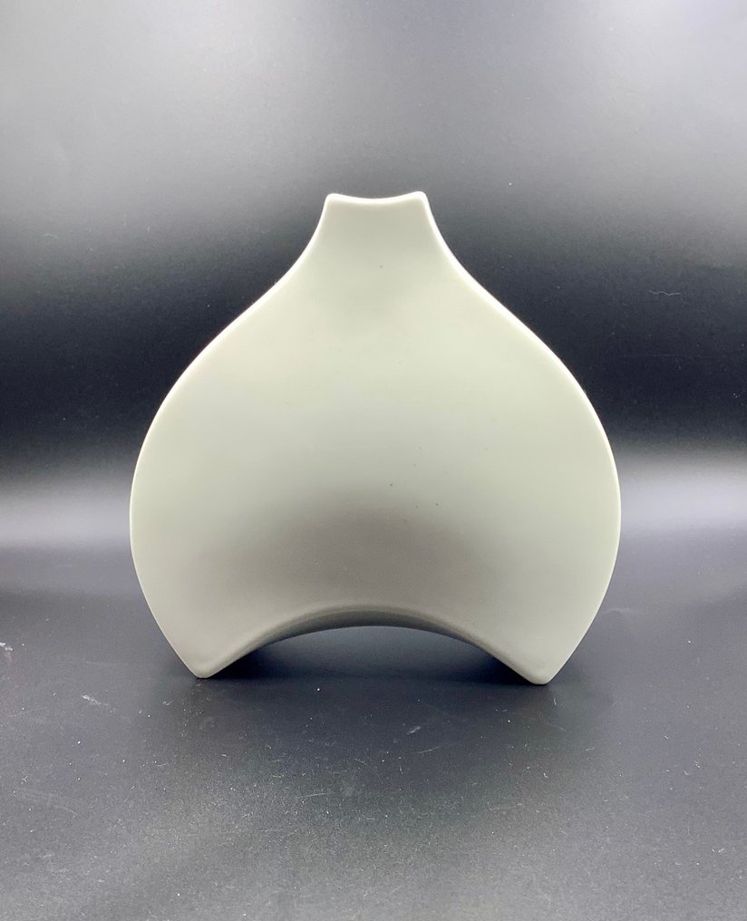 KPM - Konrad Quillmann - Váza - Porcelán - aláírt #3.2
