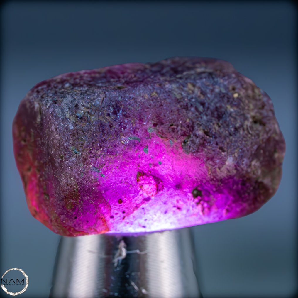 Φυσικός σπάνιος σάπφειρος Padparadscha. Ακατέργαστος κρύσταλλος με ζωντανή φωτεινότητα - 60,20 ct- 12.04 g #1.0