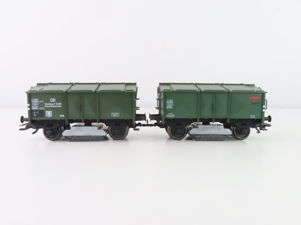 Märklin H0 - 46010 - Godsvagn-set för modelltåg (1) - 2-delad godsvagnsset med 2-axlad 'Kleppenwagens' med järnvägsrengöringsfunktion - DB #1.0
