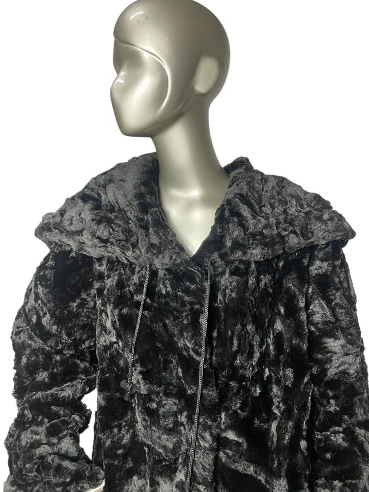 Artisan Furrier - Futro #1.0