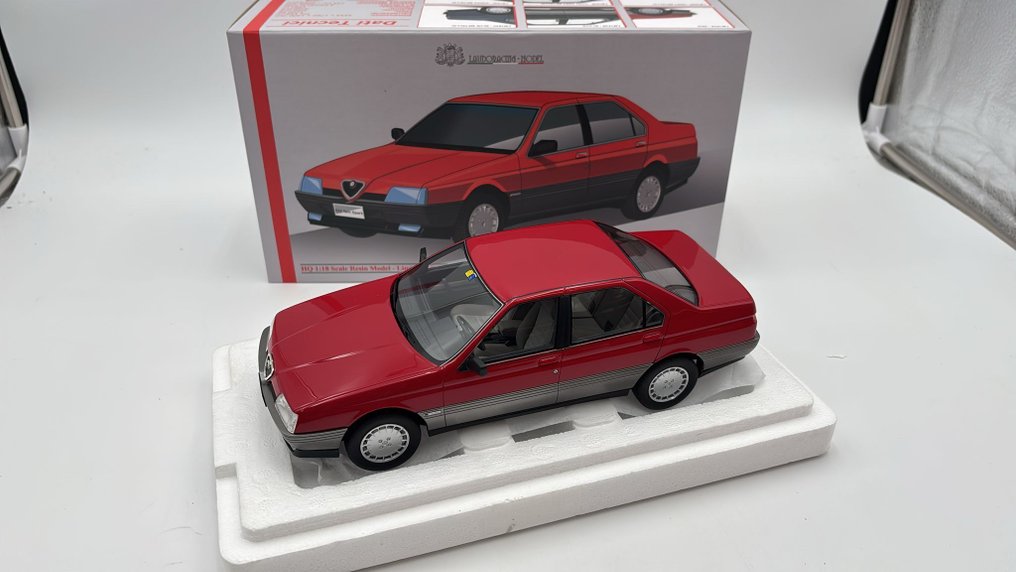 Laudoracing 1:18 - Modellino di auto - Alfa Romeo 164 2.0 Twin Spark 1987 - (cod.A13) #1.0