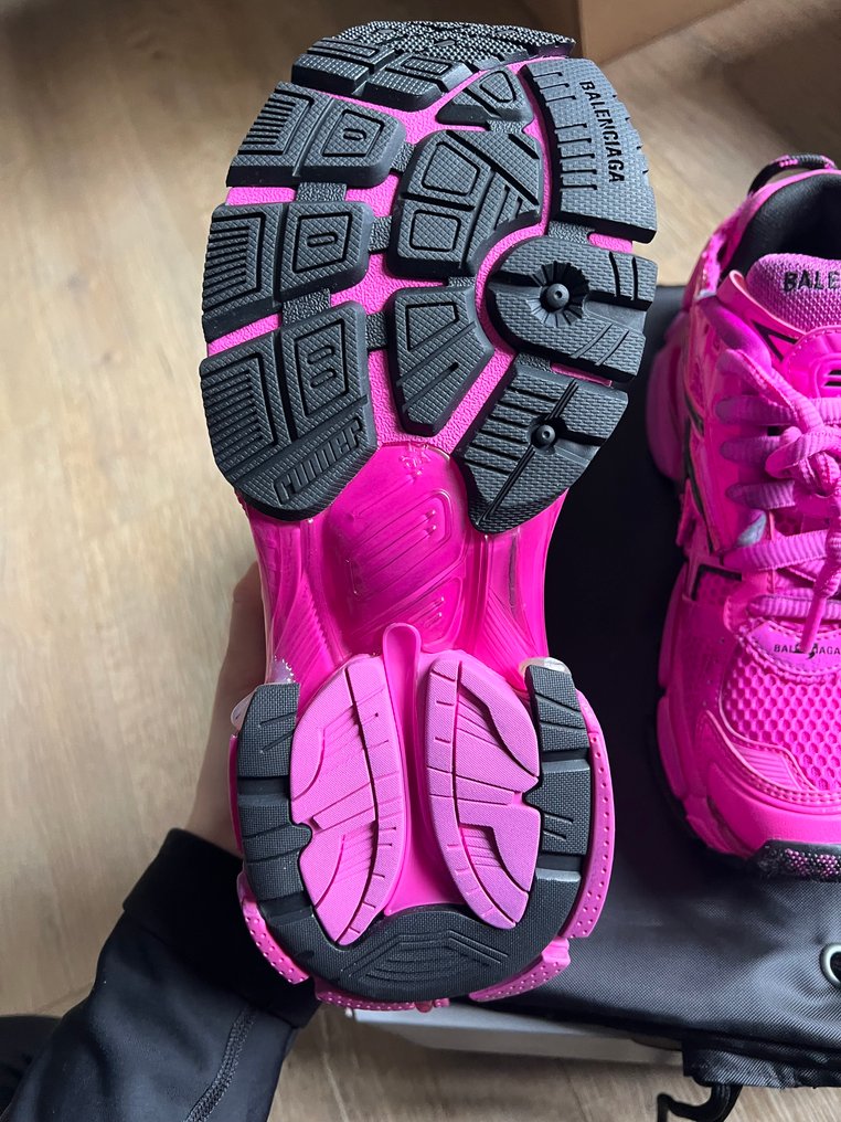 Balenciaga - runner - 低帮运动鞋 - 尺寸: EU 37 - 带标签的新品 #3.2