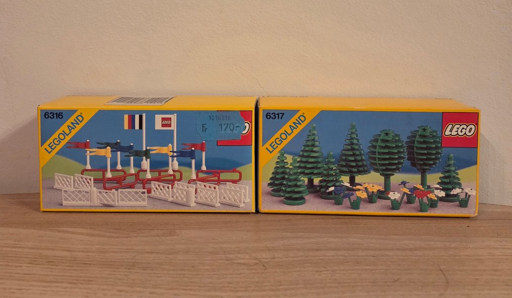 Lego Set - Legoland - 6316 Flags and fences + 6317 Trees and flowers #1.0