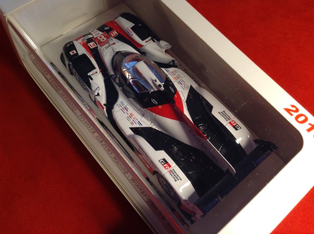 Spark 1:43 - Rennwagenmodell - ref. #43LM19 - winner Le Mans 2019 - Toyota TSO50 Hubrid Toyota Gazoo Racing #8 - Ausgezeichnete Qualität - Limitierte Auflage - Heute schwer zu finden. #3.2