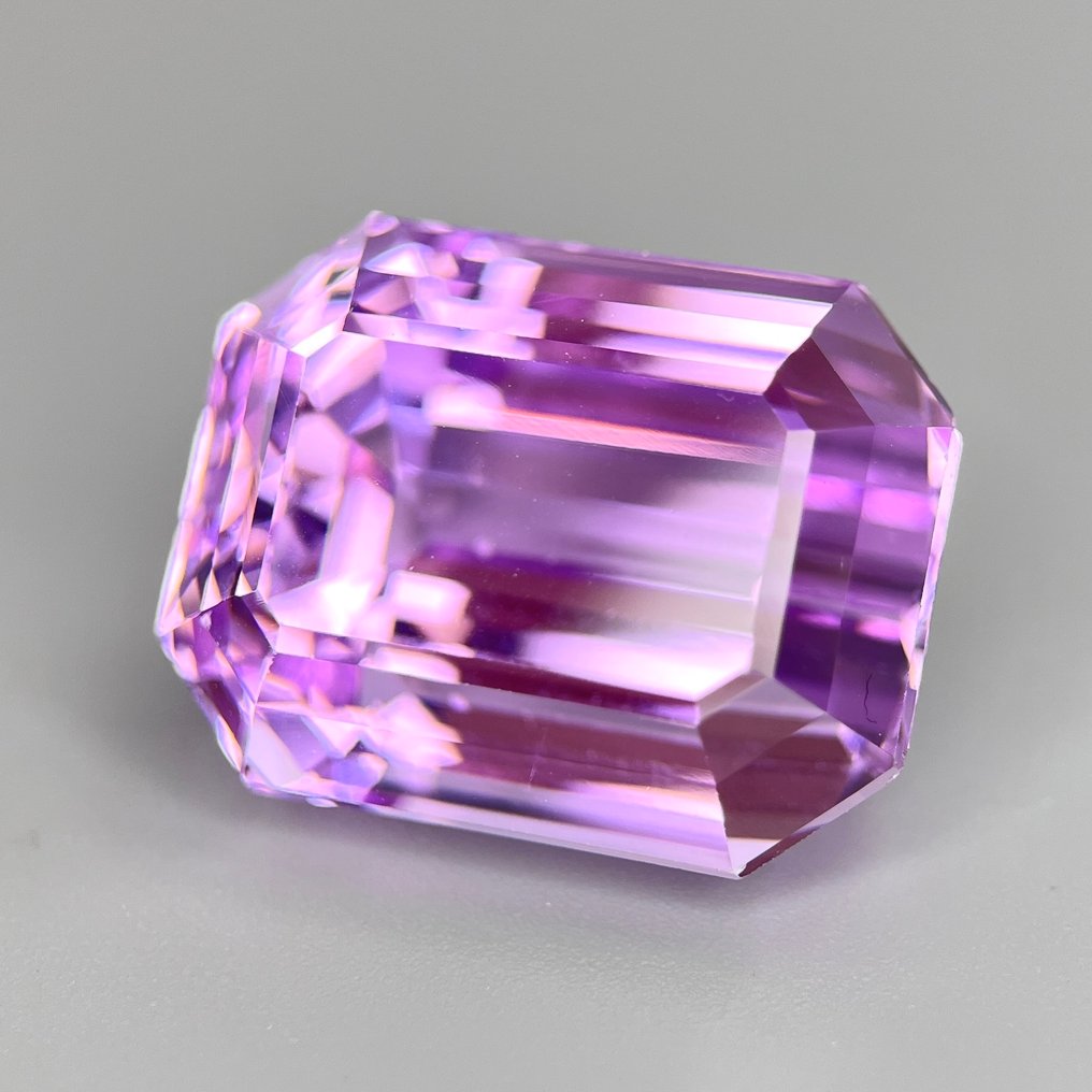 Μωβ, Ροζ Κουνζίτης  - 33.93 ct - Διεθνής Ένωση Έγχρωμων Πολύτιμων Λίθων (ICA GemLab) #4.3