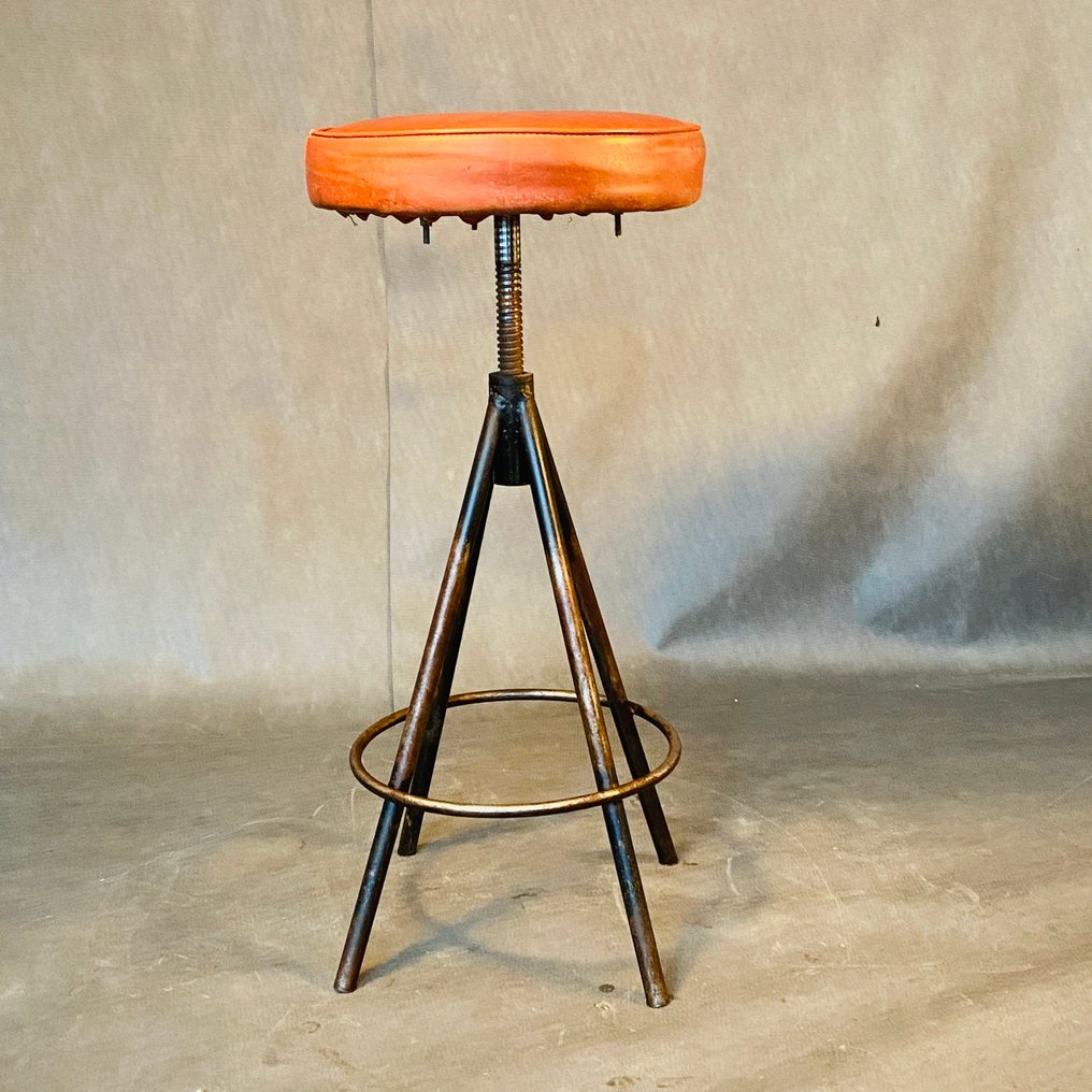 凳子 - 铁, 意大利50年代的工业设计 #4.3