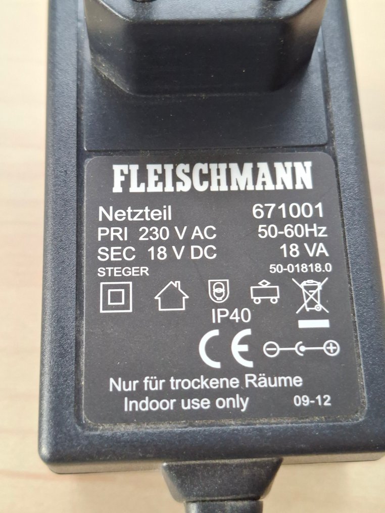 Fleischmann N - 6720 - Transzformátor (3) - Transzformátorok #2.1