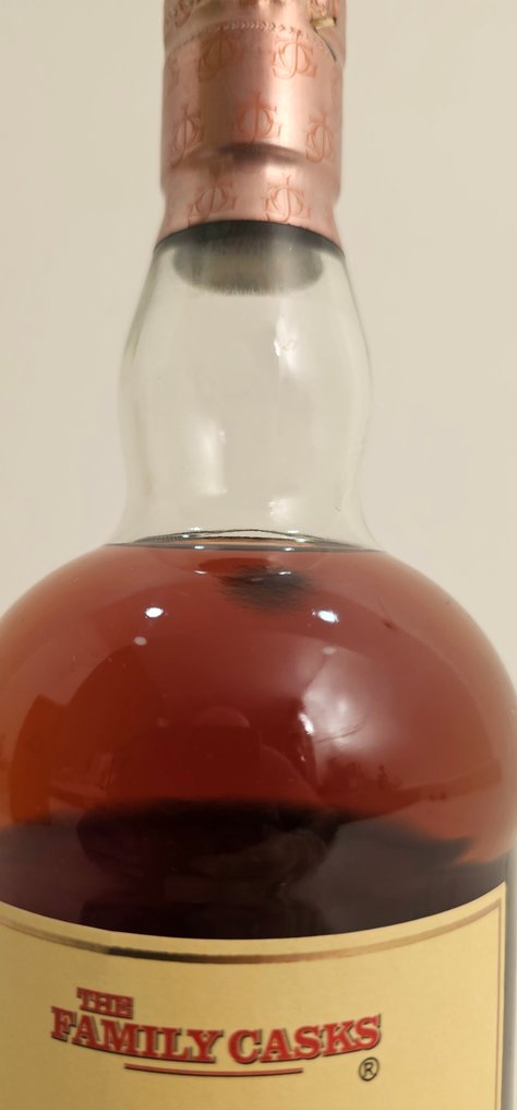 Glenfarclas 1992 The Family Casks - cask no. 264  - b. 2007  - 700ml #4.3