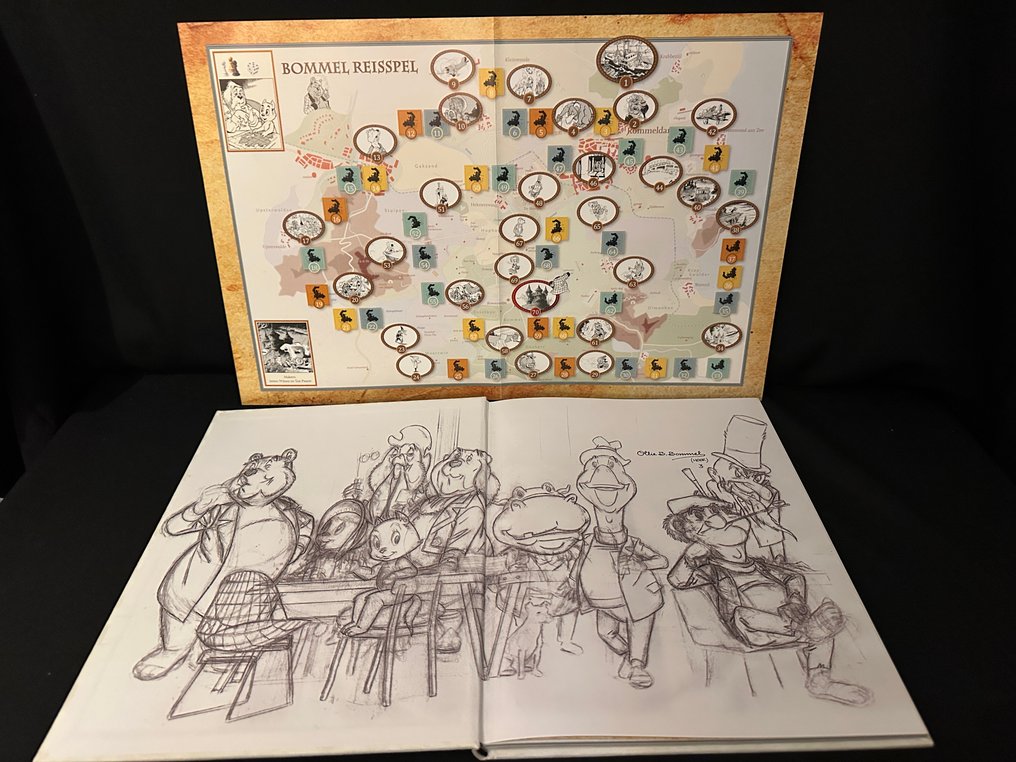 Marten Toonder - Luxe uitgave van het Bommelglossy - 1 Hardcover in velvet cloth - signed and numbered by Heer Bommel - No. 3/100 - with travel game - 2012 #4.3