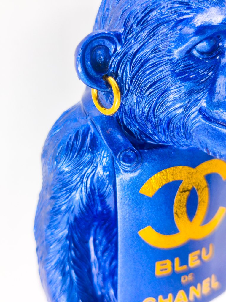 AMA • Pope (1985) - Bleu de Chanel Chimp - Chanel & Banksy #4.3