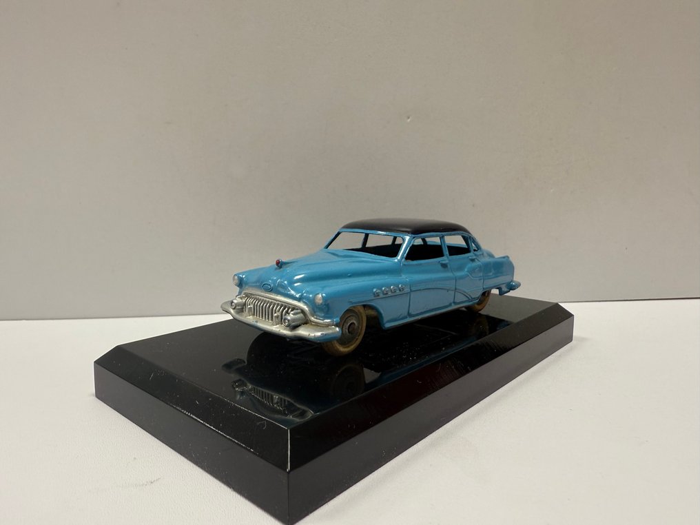 Dinky Toys - Modell autó - 24V Buick Roadmaster - keretbe foglalt #1.0