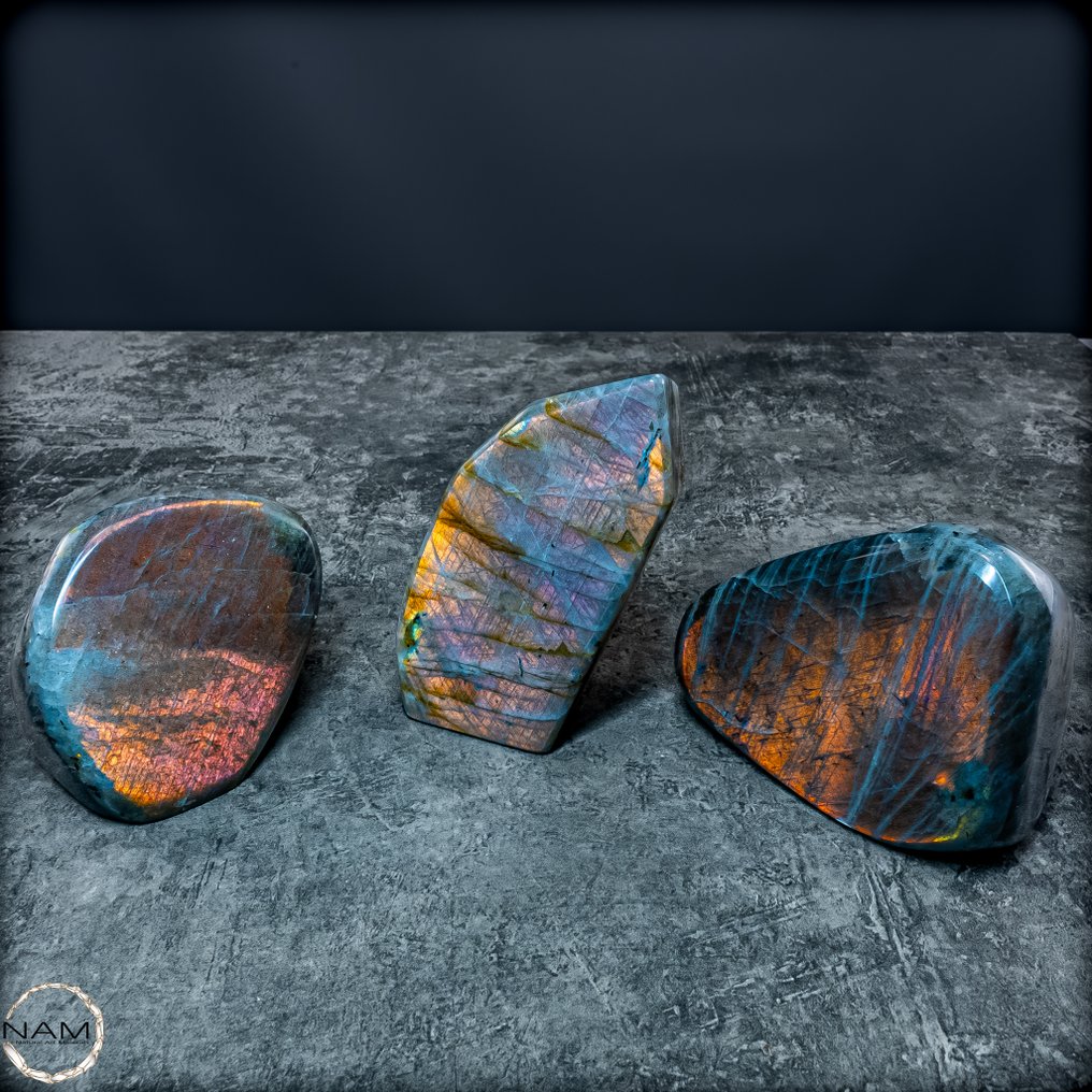 Um conjunto de formas livres únicas de Labradorit – Jogo de cores mágico e transformação poderosa- 1255.16 g - (3) #4.3