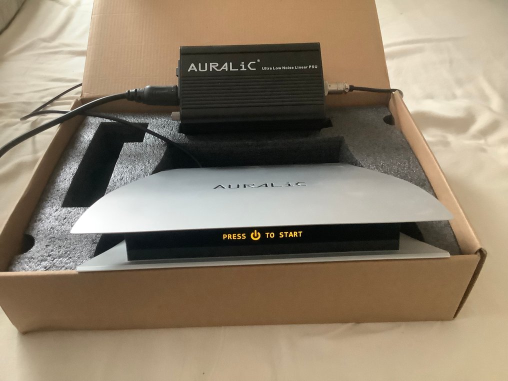 AURALiC - ARIES / Femto clocks - Audio Streamer - Audio component #2.1