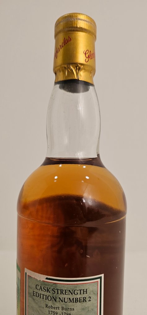 Glenfarclas 1976 Cask Strength - Edition Number 2 Robert Burns  - 70cl #2.1