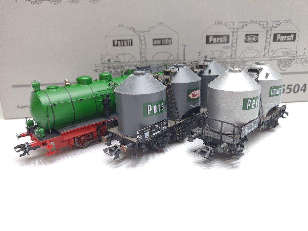 Märklin H0 - 26504 - Set de trenes (1) - Conjunto de 3 piezas Henkel con locomotora de vapor sin fuego y vagones silos. - DB #3.2