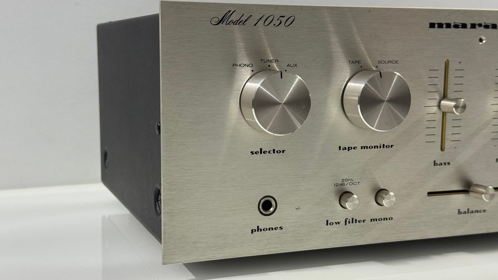 Marantz - 1050(1975)– 复古立体声放大器 – 状态极佳 – 日本制造 固态集成放大器 #3.2