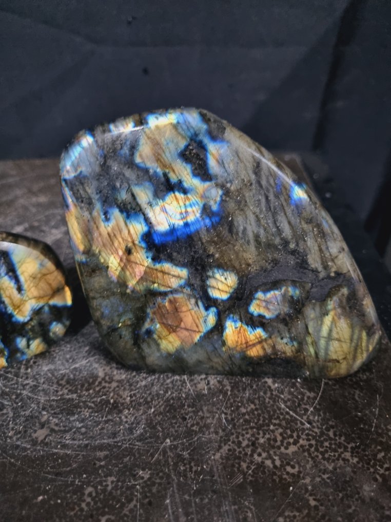 HQ set med 2 labradorit-skulpturer – vacker glans! Friform- 1174 g #2.1