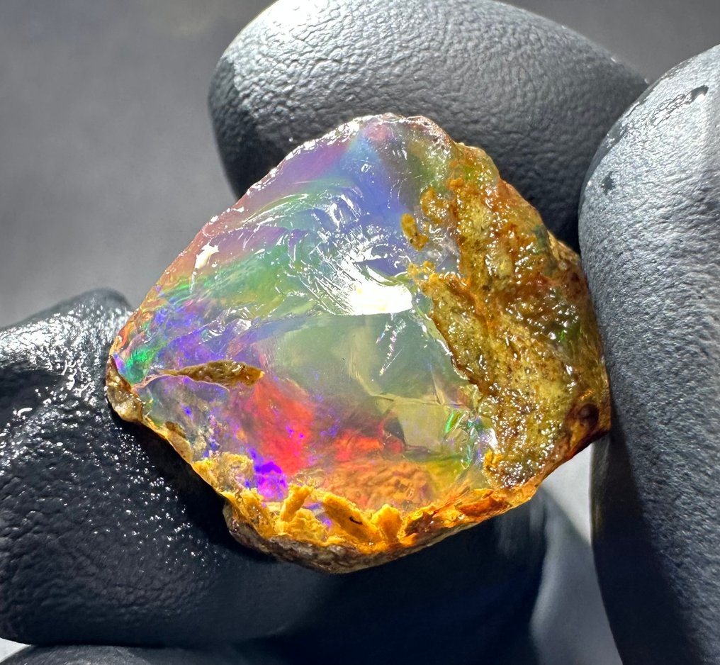 20ct Crystal Opal Rough- 4 g #3.2