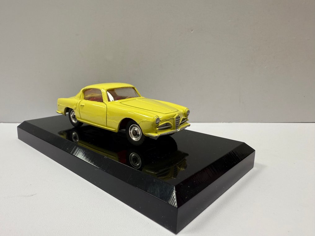Dinky Toys 1:43 - Modelauto - Dinky Toys 185 Alfa Romeo 1900 Super Sprint, Boxed - Geen minimumprijs #3.2