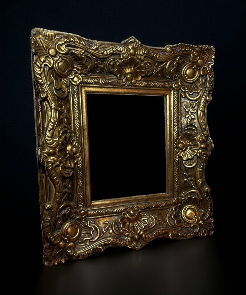 Κορνίζα- Μουσειακό - Χρυσόφυλλο - Γέσο.  - Ξύλο #2.1