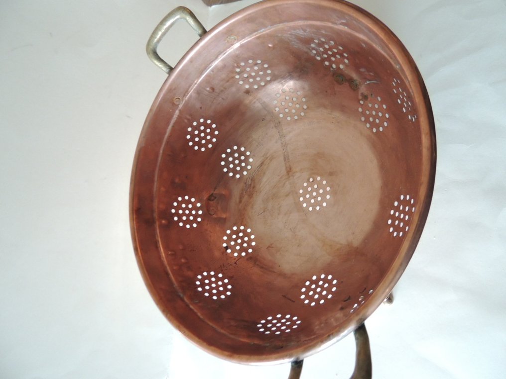 Si - Smuk og stor si i massivt kobber og messing. #4.3