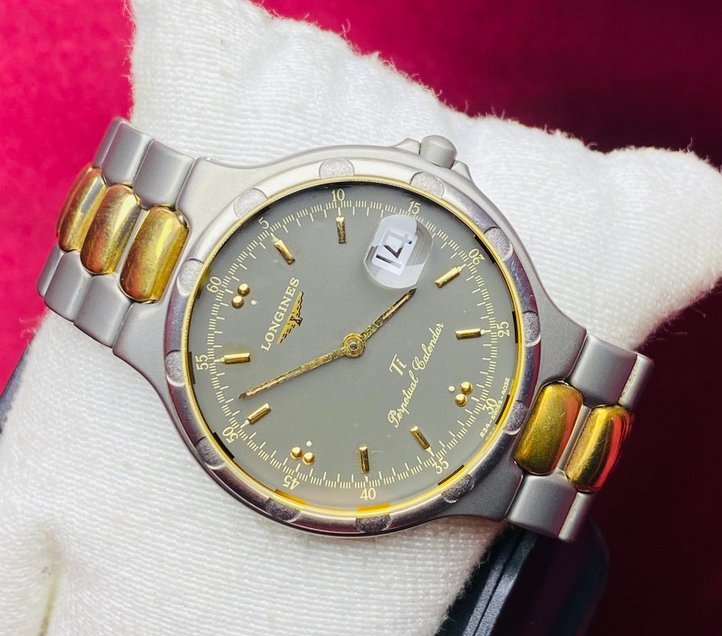 Longines - Perpetual Calander - Zonder minimumprijs - Heren - 1980-1989 #1.0