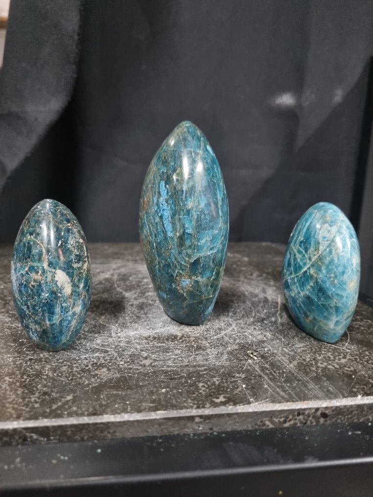 Set di 3 sculture di apatite HQ - 10,2 - 6,5 cm Forma libera- 1022 g #4.3