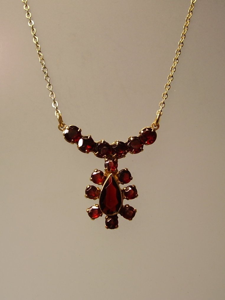没有保留价 - 项链 - 8K包金 黄金 -  5.00ct. tw. 石榴石 - Böhm。工作大约在1890/1900年 #1.0